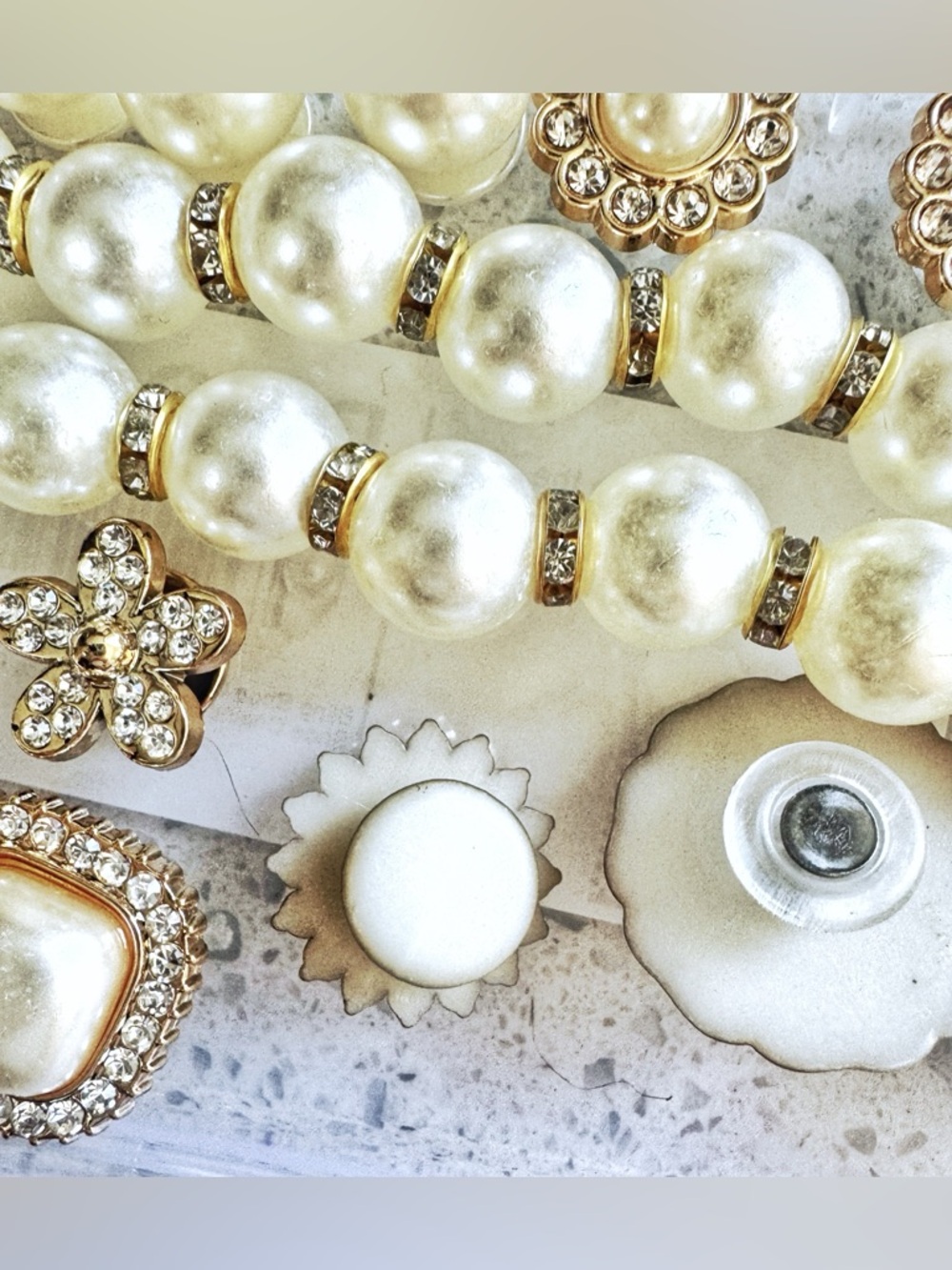 Croc Charms Pearl Gold Rhinestone Jibbitz Set Chunky Floral Designer Style y2k - Picture 7 of 7